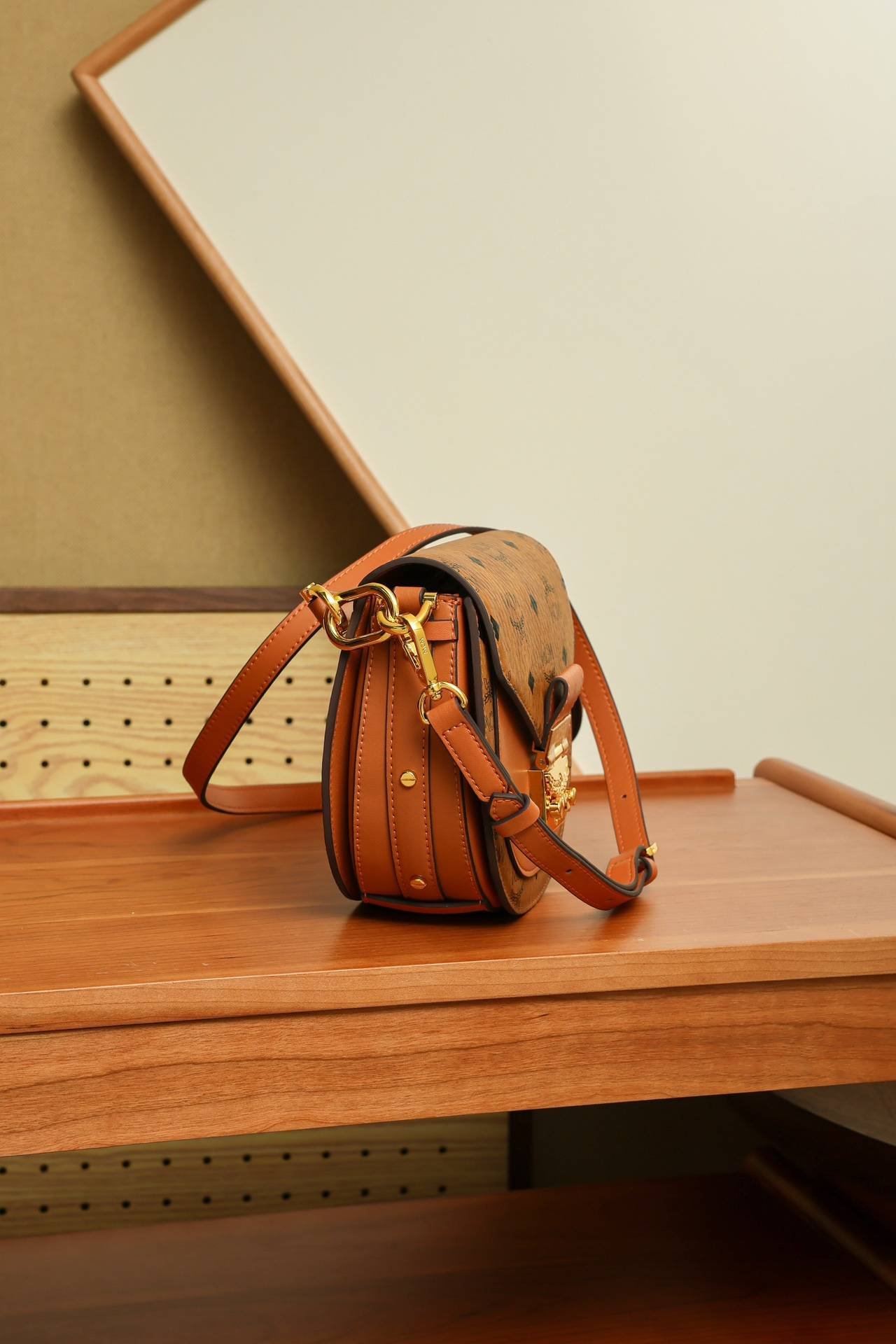 i1722791858_7960_4-1 i1722791858_7960_4-1