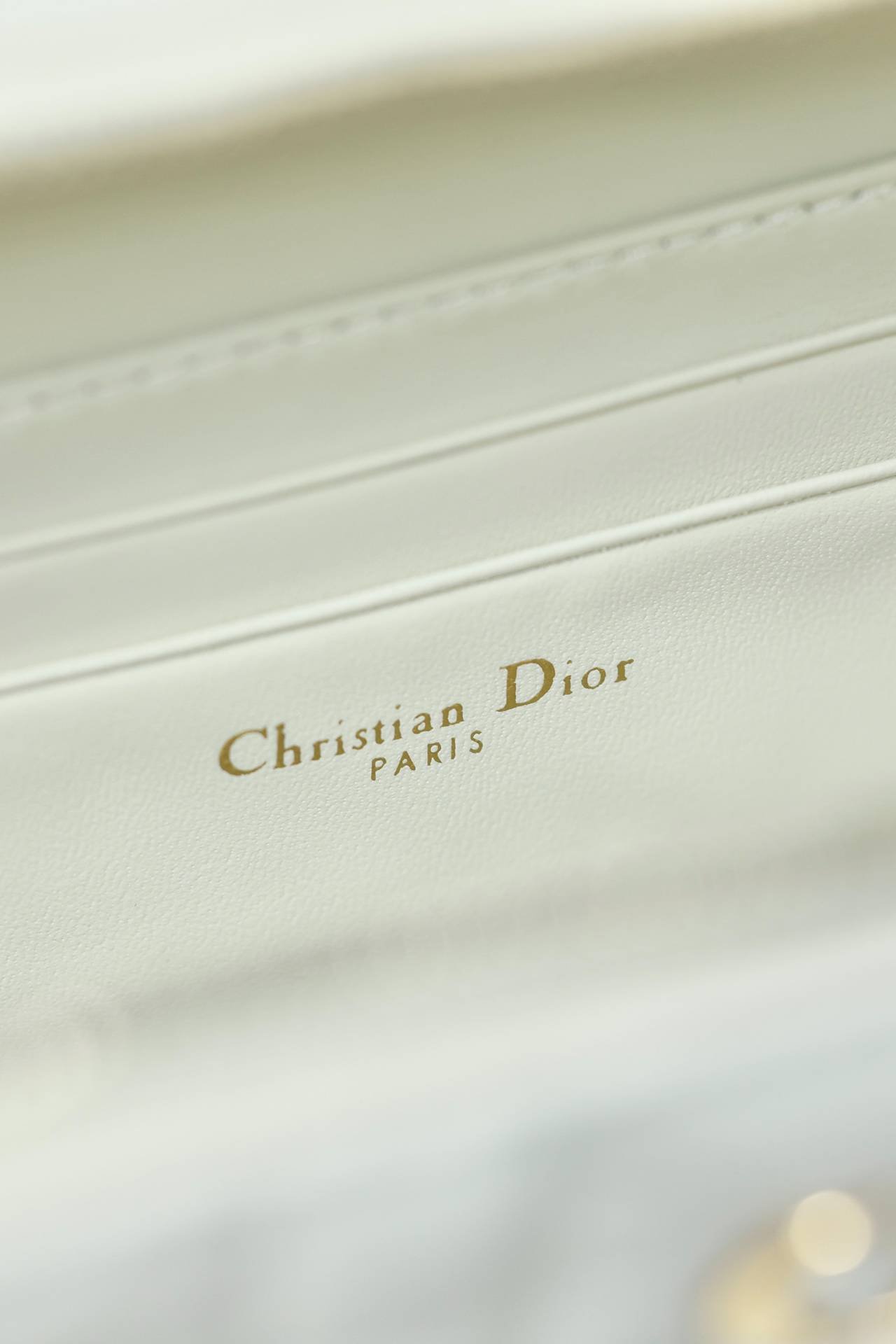 i1723526811_2410_7-1