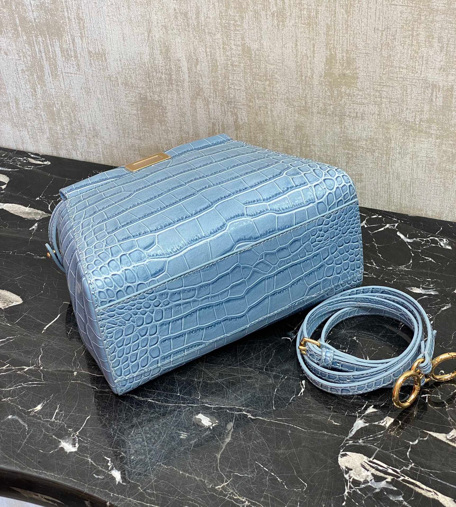 i1723702318_6167_0-1 i1723702318_6167_0-1