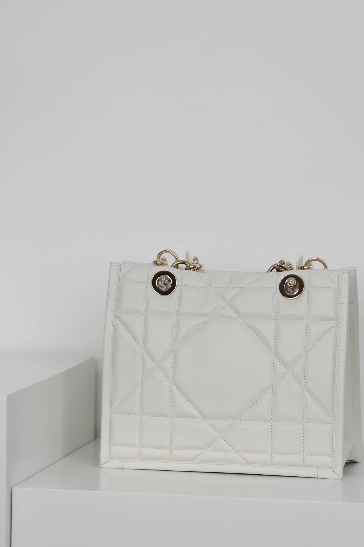 i1724467171_9756_2-1 i1724467171_9756_2-1