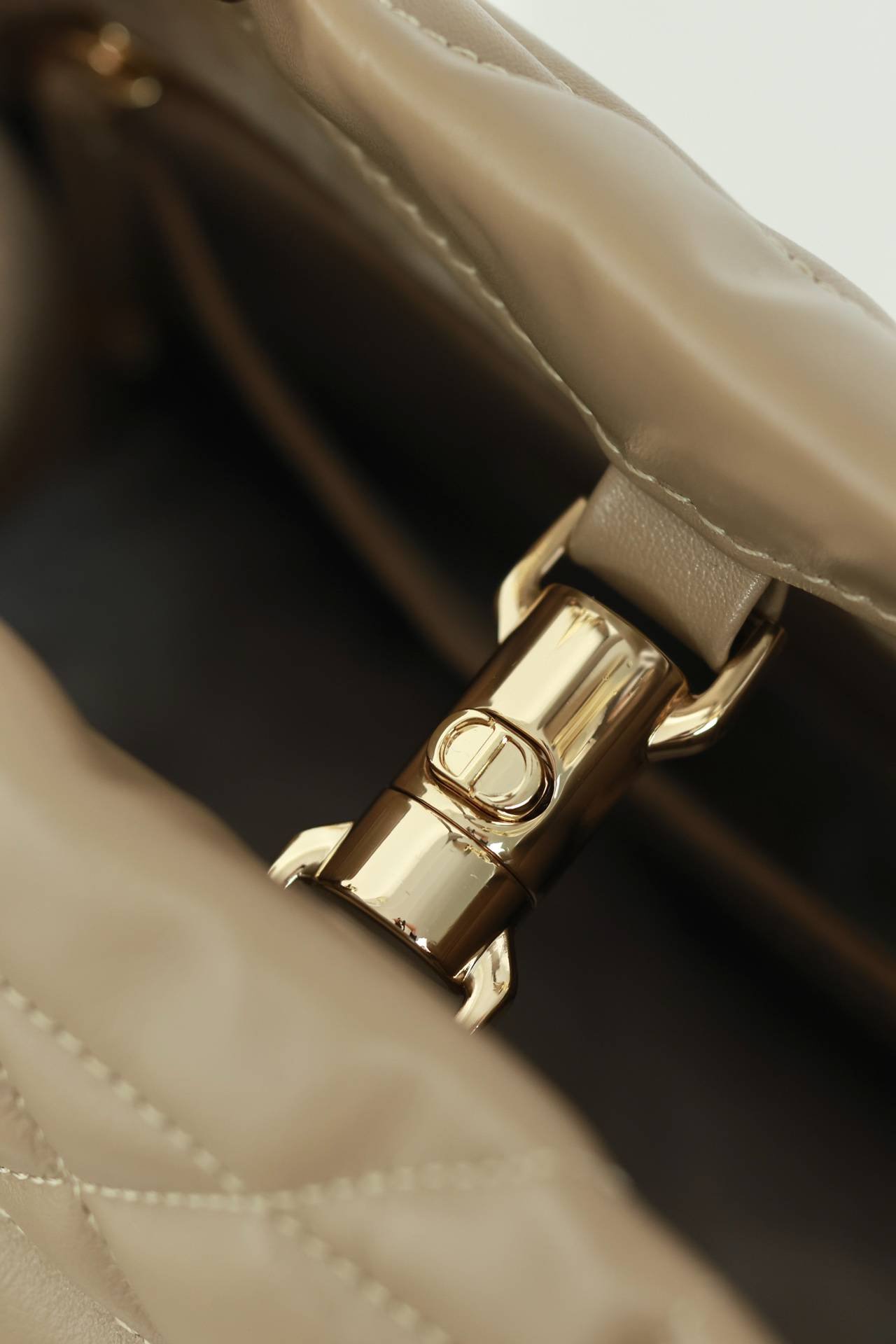 i1724467655_9131_5-1 i1724467655_9131_5-1