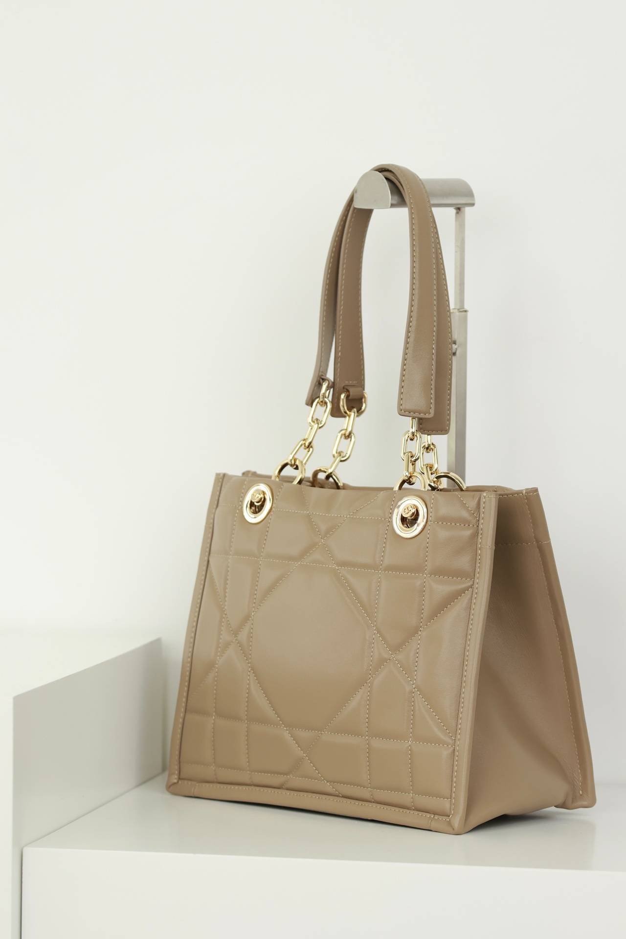 i1724467655_9894_1-1 i1724467655_9894_1-1