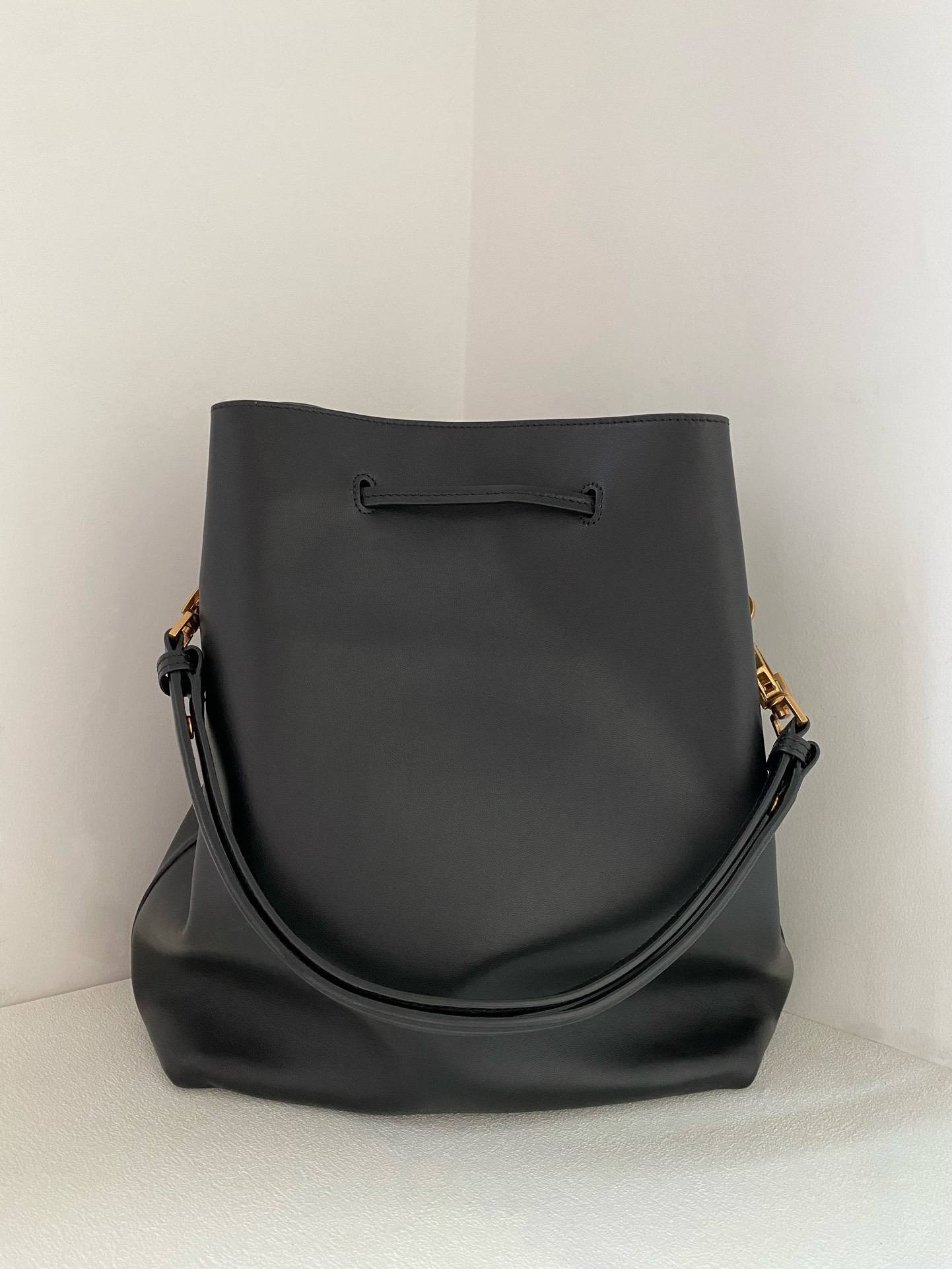 i1726330475_8236_2-1 i1726330475_8236_2-1