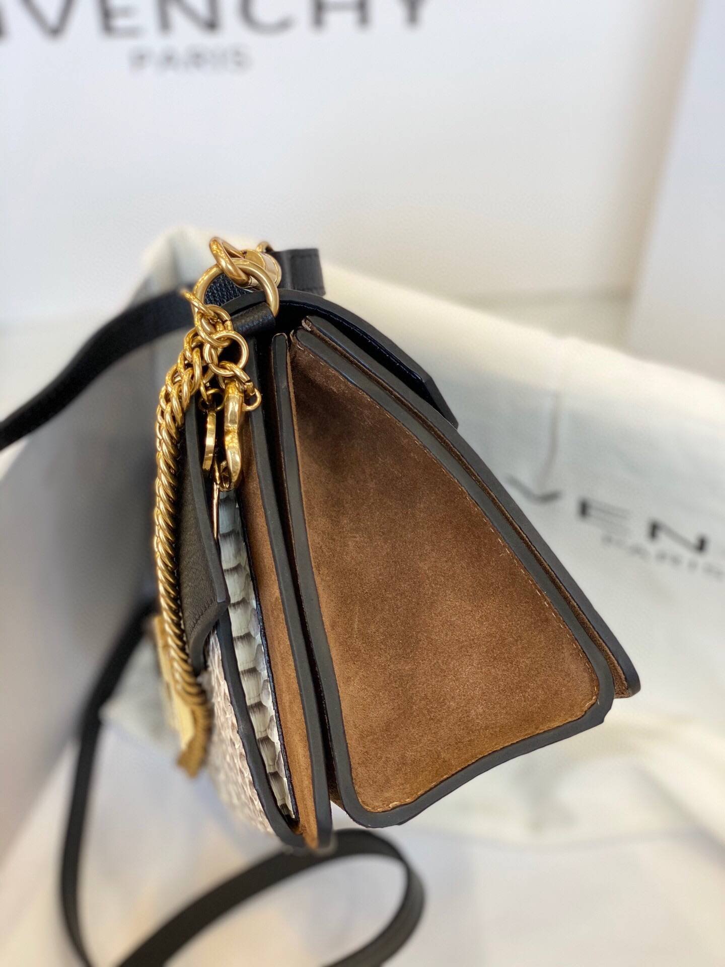 i1601100317_7782_2-1