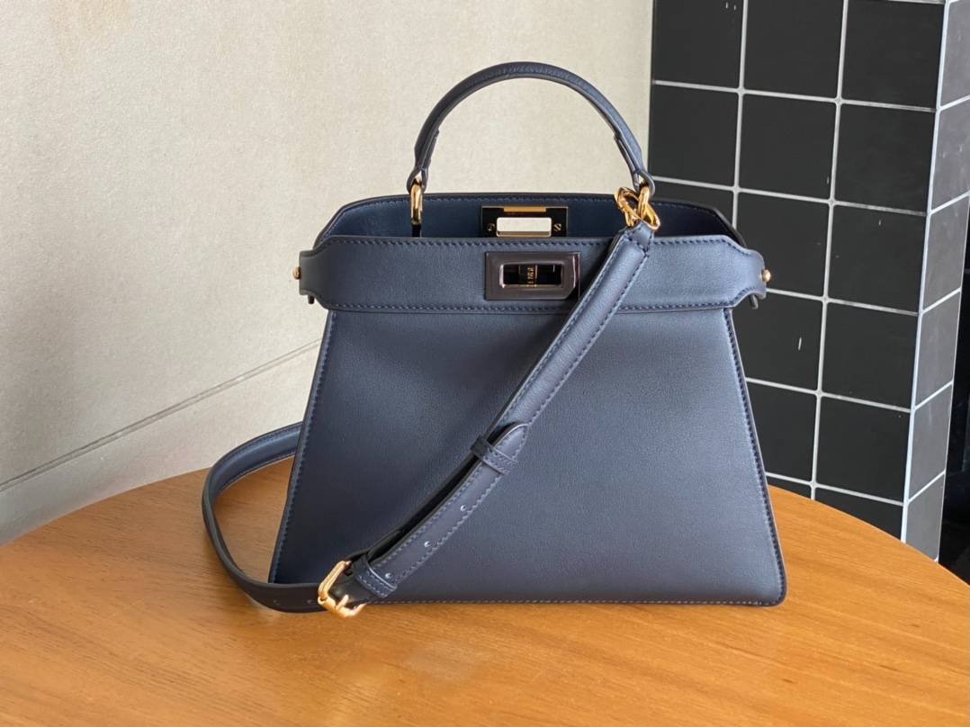 i1686203601_978_0 i1686203601_978_0