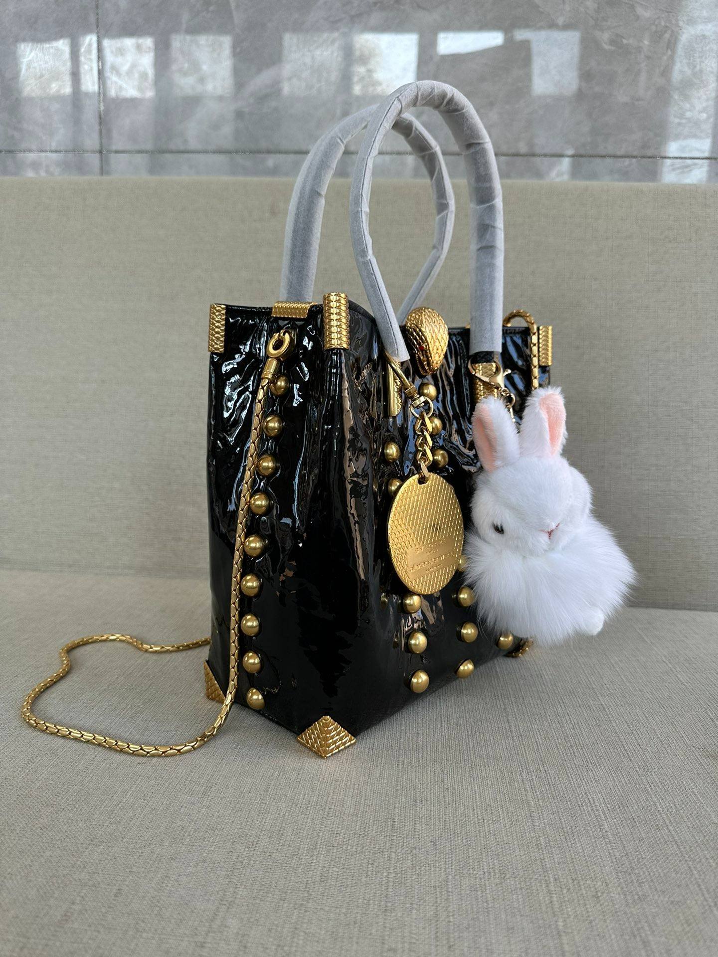 i1698871761_1562_2-1