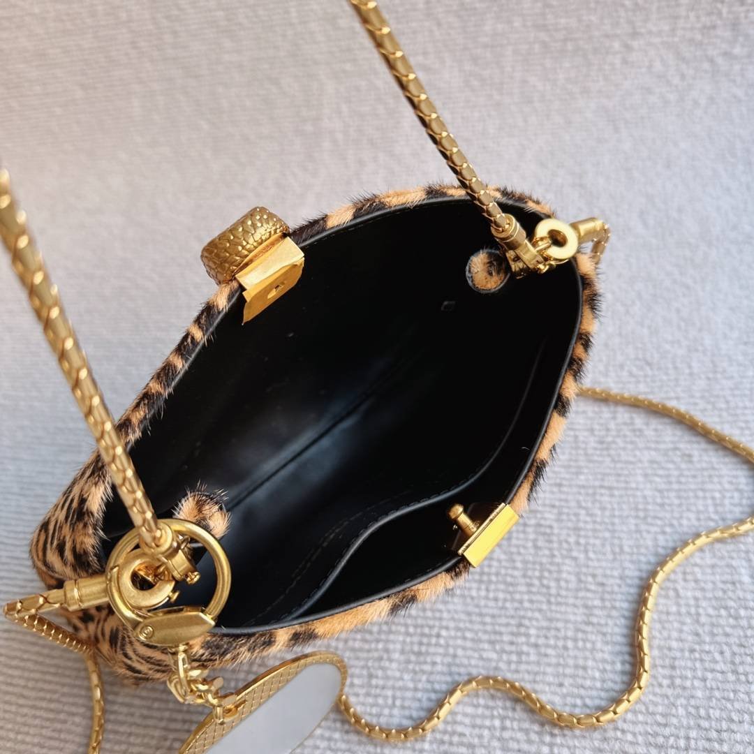 i1700469528_1519_4-1