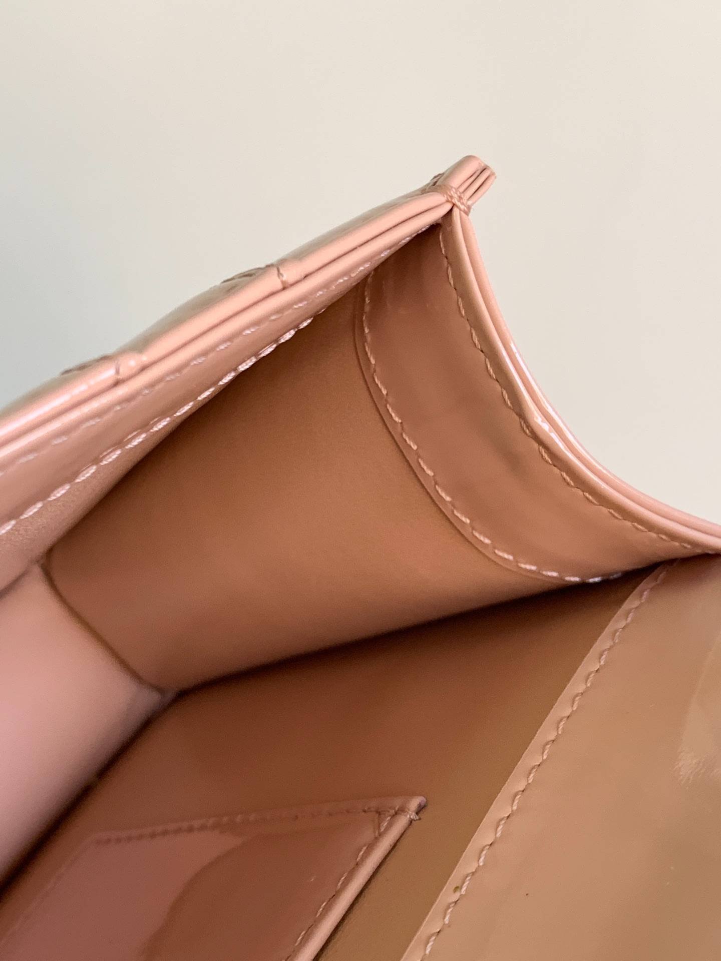 i1700815132_761_1-1 i1700815132_761_1-1