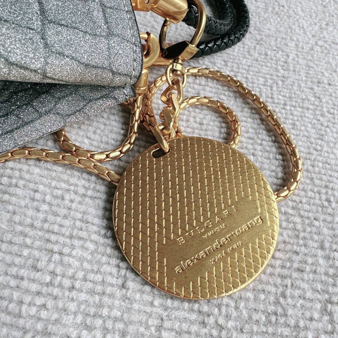 i1703345581_5632_0-1