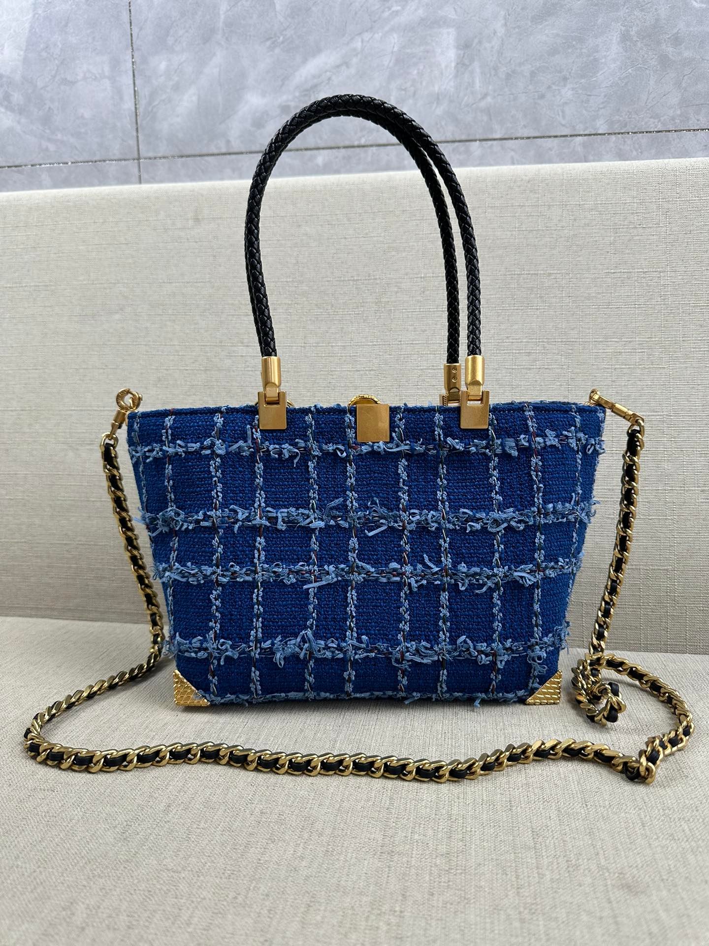 i1709990468_9750_6-1