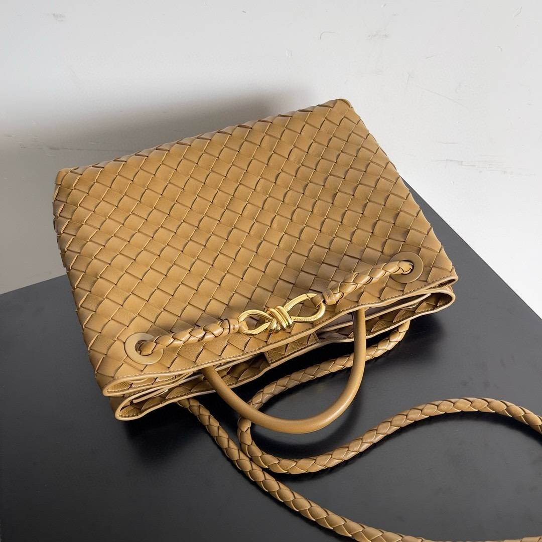 i1716531000_2478_5-1 i1716531000_2478_5-1