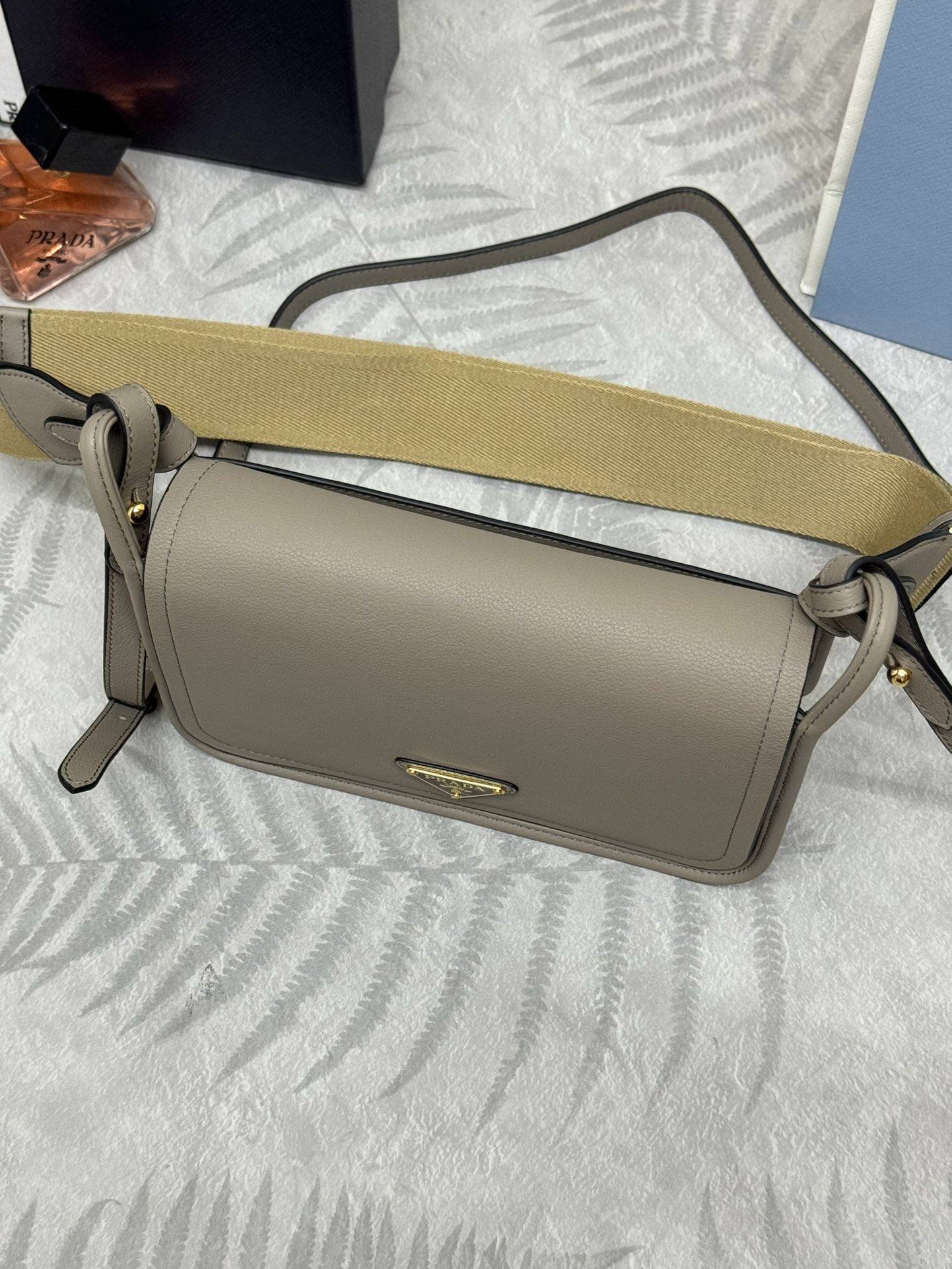 i1717132078_5040_2-1 i1717132078_5040_2-1