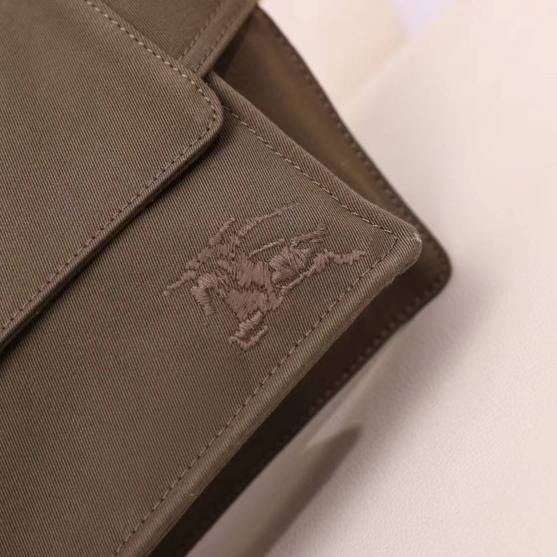 i1722832709_3104_4-1